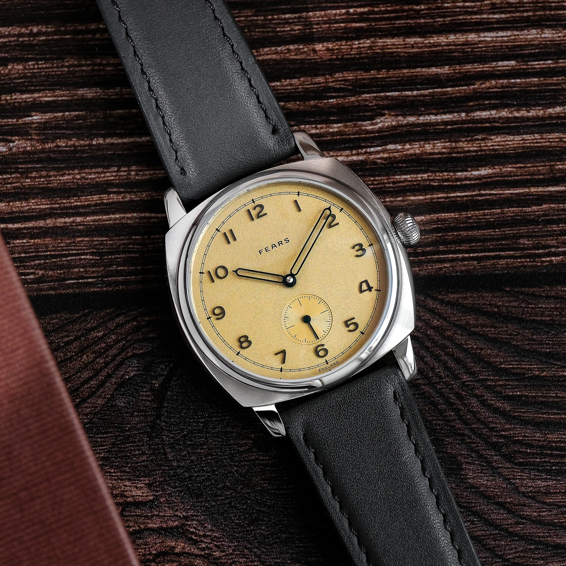 Brunswick 38 Champagne - Image 7