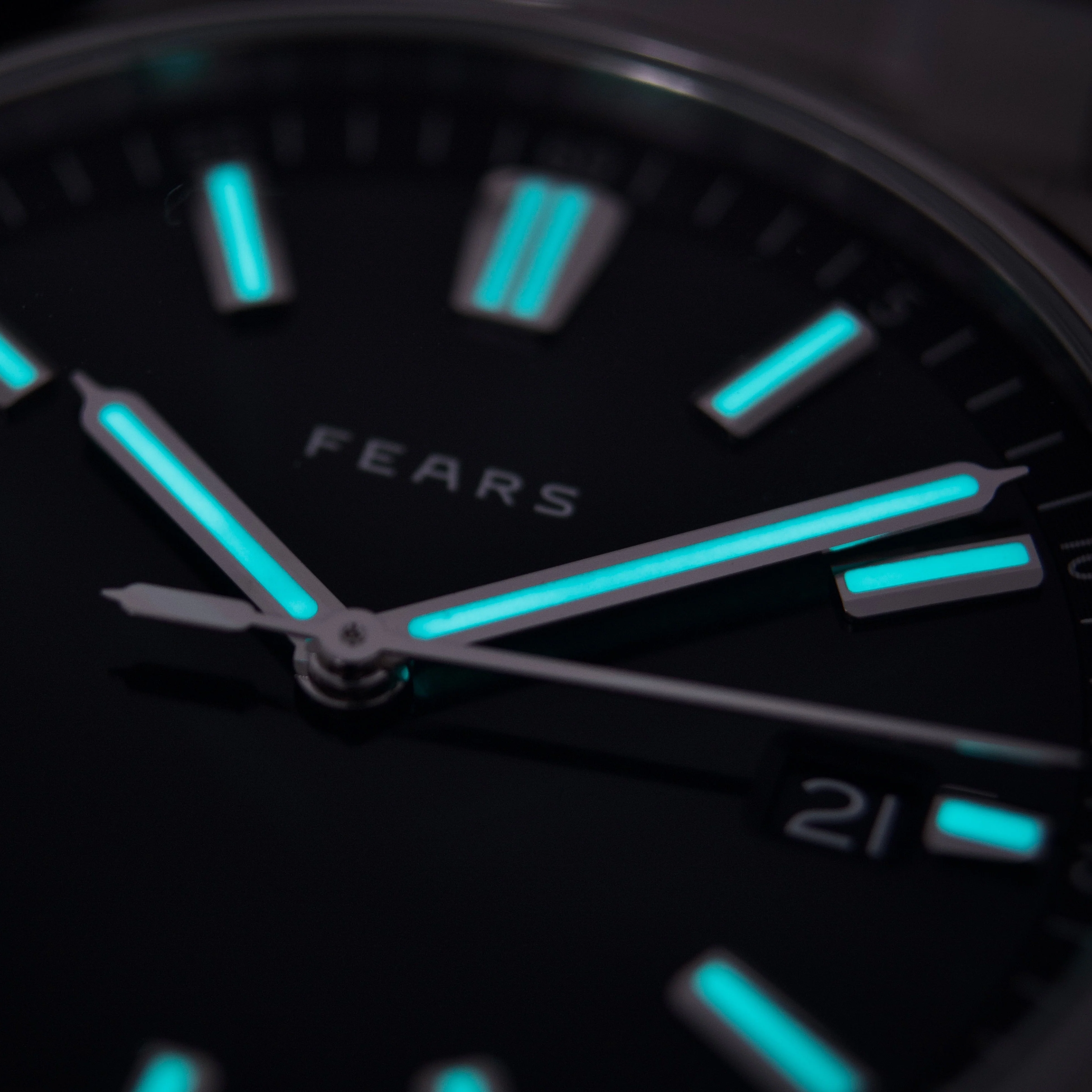 Redcliff 39.5 Date 'Boutique Edition' - Image 6