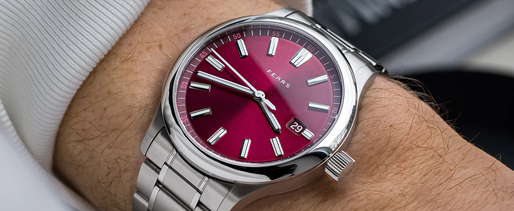 Redcliff 39.5 Date Cherry Red - Image 13