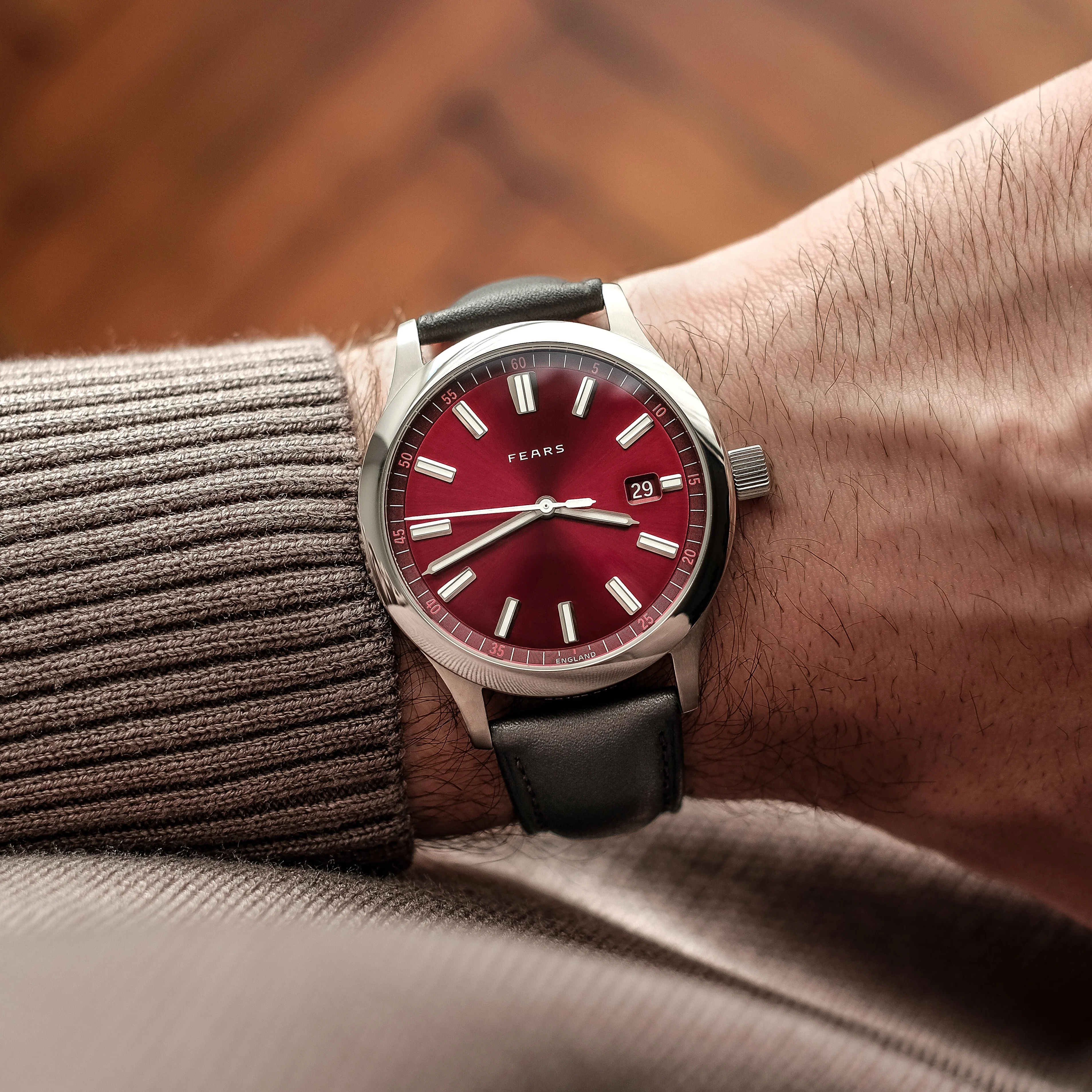Redcliff 39.5 Date Cherry Red - Image 6